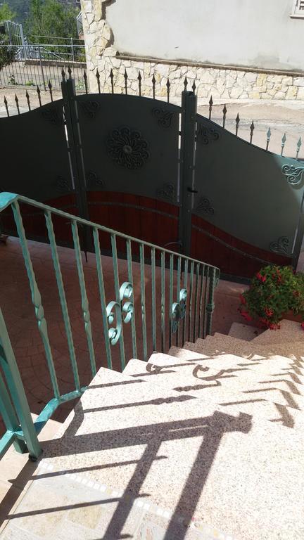 B&B Issicoro Baunei Exterior photo