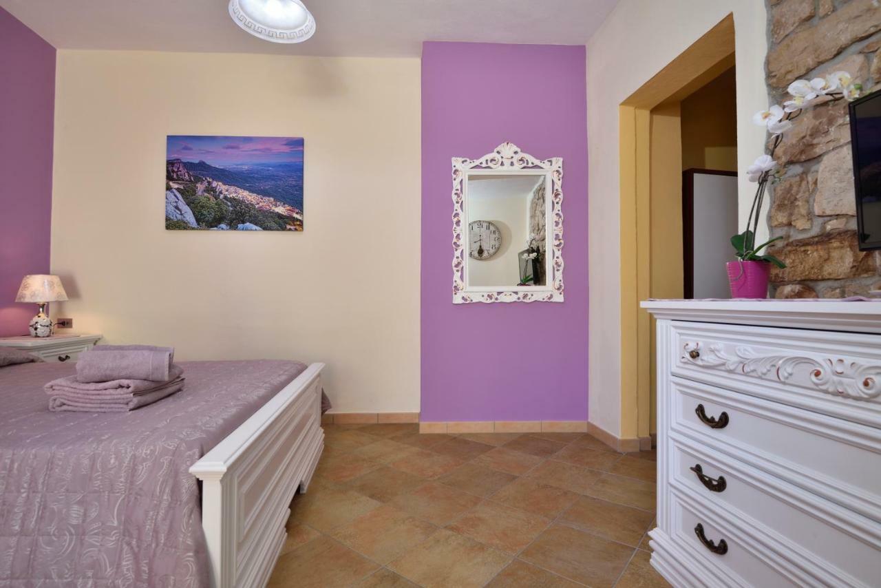 B&B Issicoro Baunei Exterior photo
